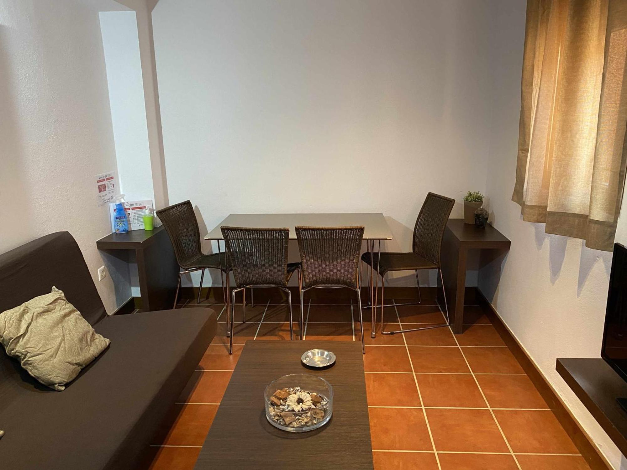 Apartamento Con Aire Acondicionado Muy Cerca De La Cádiz Exterior photo